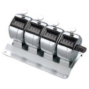 数取器　４連式　外寸法Ｗ１２１・Ｄ７０・Ｈ６７ CL-204